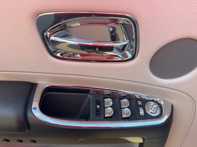 2014 ROLLS-ROYCE GHOST — миниатюра 25