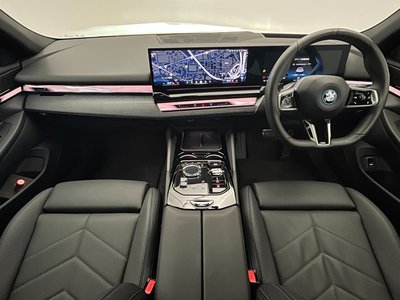2026 BMW I5 TOURING photo 42