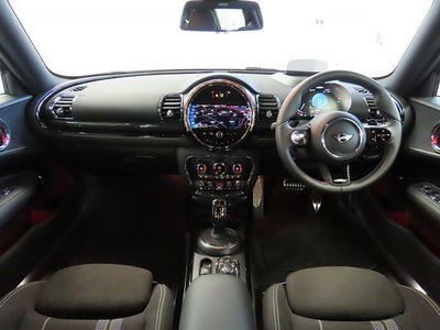 صورة 14 لـ 2023 MINI COOPER CLUBMAN