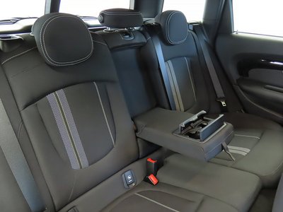 صورة 13 لـ 2023 MINI COOPER CLUBMAN