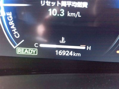 صورة 31 لـ 2023 Toyota ALPHARD