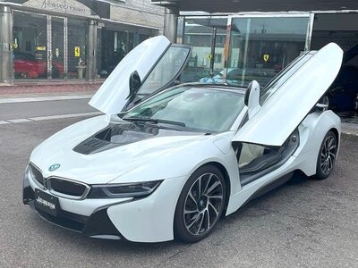 صورة 1 لـ 2015 BMW I8