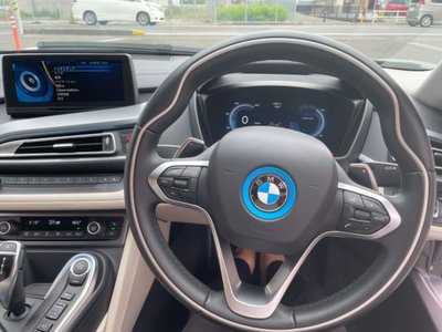 صورة 47 لـ 2015 BMW I8