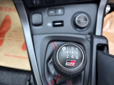 2025 Toyota GR YARIS — фото 17