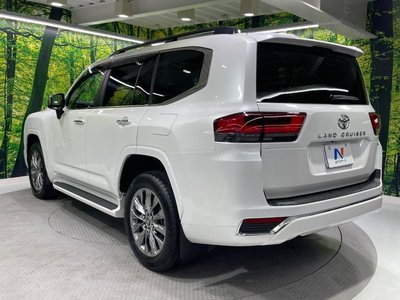 2024 Toyota LAND CRUISER 300 thumbnail 76