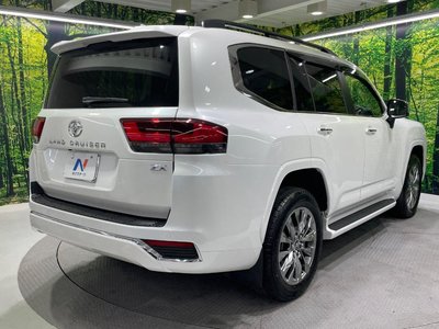 2024 Toyota LAND CRUISER 300 thumbnail 75