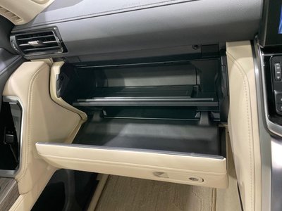 2024 Toyota LAND CRUISER 300 thumbnail 68