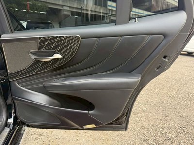 2021 Lexus LS thumbnail 65