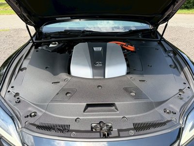 2021 Lexus LS thumbnail 22