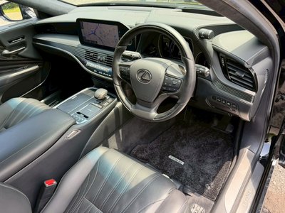 2021 Lexus LS thumbnail 42