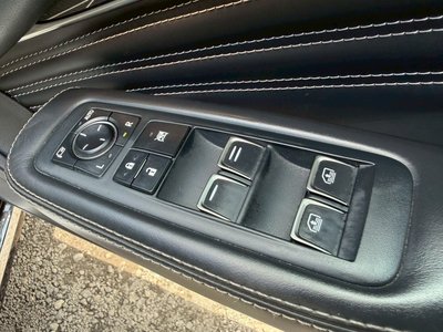 2021 Lexus LS thumbnail 36