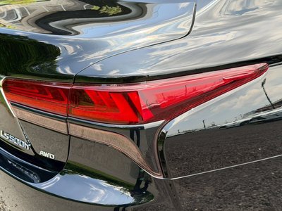 2021 Lexus LS thumbnail 24