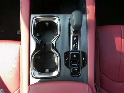 2024 Lexus RX photo 11