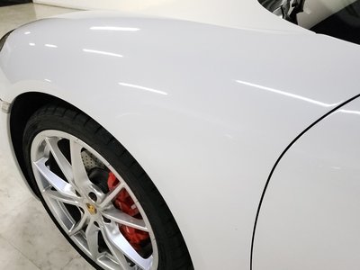 2017 Porsche 718 photo 9