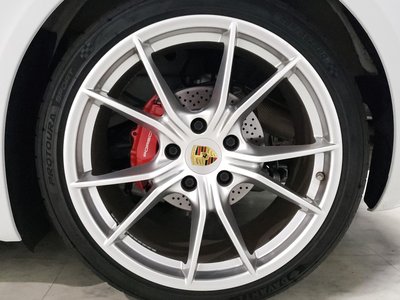 2017 Porsche 718 thumbnail 35