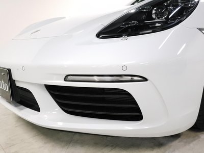 2017 Porsche 718 photo 13
