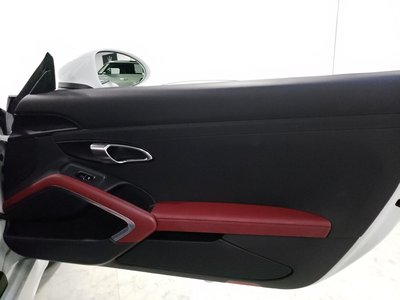2017 Porsche 718 thumbnail 55