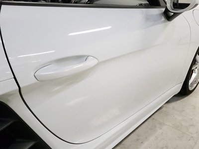 2017 Porsche 718 thumbnail 22