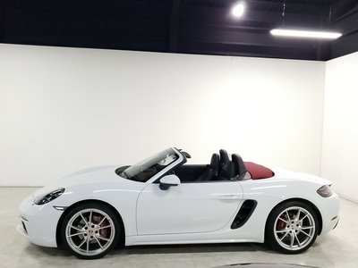 2017 Porsche 718 photo 5