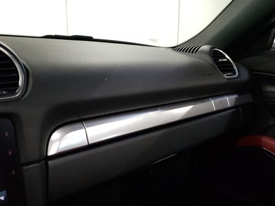 2017 Porsche 718 thumbnail 45