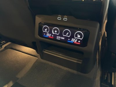 2025 BMW 5 SERIES thumbnail 25
