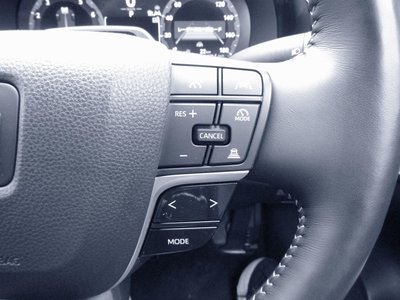 صورة 24 لـ 2024 Toyota CROWN SPORT