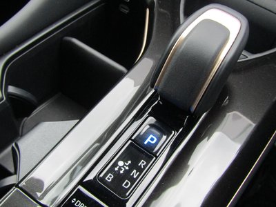 صورة 35 لـ 2024 Toyota CROWN SPORT