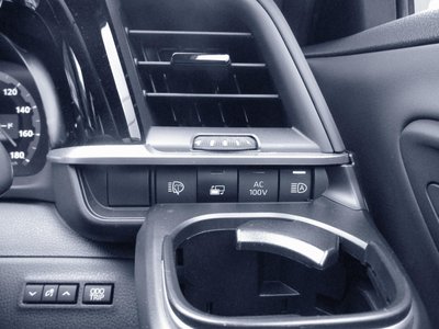 صورة 28 لـ 2024 Toyota CROWN SPORT