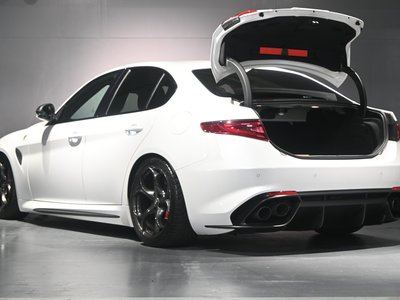 2017 ALFA Romeo JULIA 照片 9