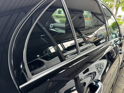 2024 Mercedes-BENZ C-CLASS AMG thumbnail 38