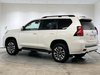 صورة 5 لـ 2023 Toyota LAND CRUISER PRADO