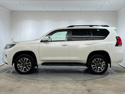 صورة 4 لـ 2023 Toyota LAND CRUISER PRADO