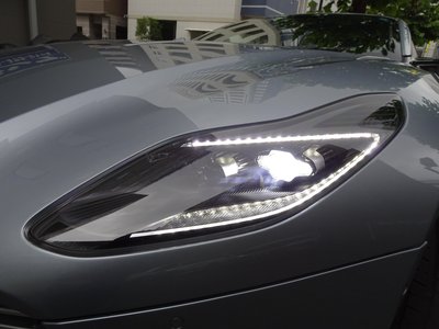 صورة مصغرة 18 لـ 2019 Aston Martin DB11