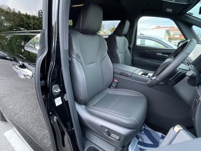 2024 Toyota ALPHARD — фото 12