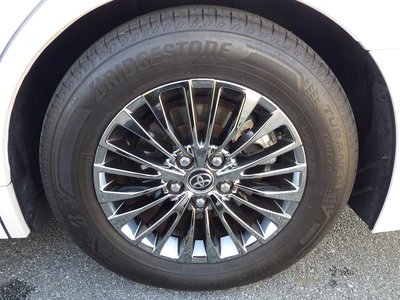 صورة 38 لـ 2023 Toyota ALPHARD