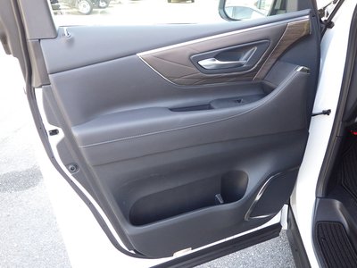 صورة 37 لـ 2023 Toyota ALPHARD