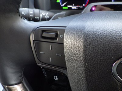 صورة 24 لـ 2023 Toyota ALPHARD