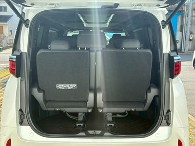 2025 Toyota ALPHARD 照片 36