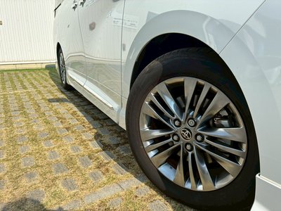 2025 Toyota ALPHARD 照片 31