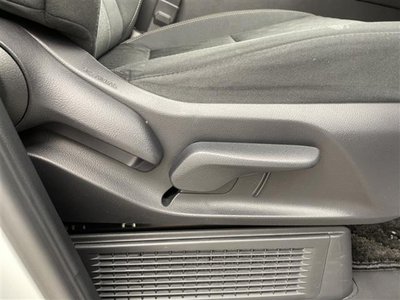 2025 Toyota ALPHARD — фото 26