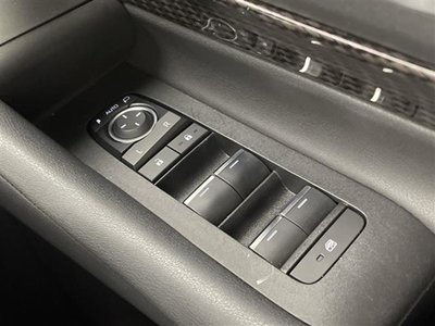 2025 Toyota ALPHARD — фото 22