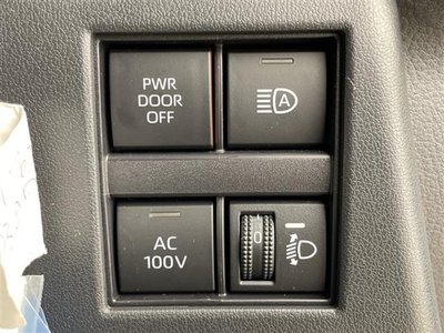 2025 Toyota ALPHARD — фото 15