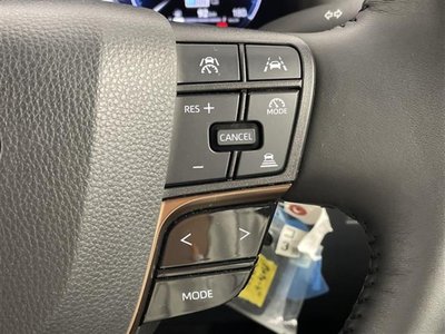 2025 Toyota ALPHARD — фото 8