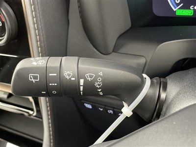 2025 Toyota ALPHARD — фото 9