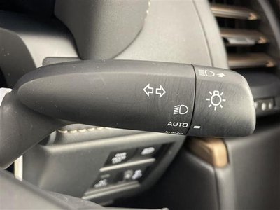 2025 Toyota ALPHARD — фото 10