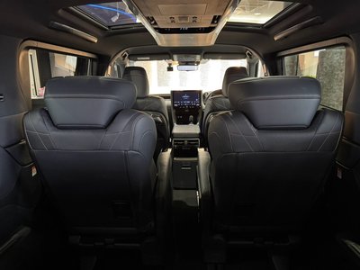 صورة 64 لـ 2025 Toyota VELLFIRE