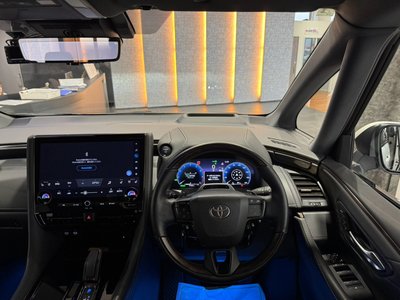 صورة 61 لـ 2025 Toyota VELLFIRE