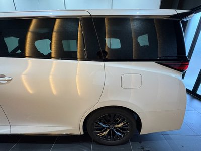 صورة 30 لـ 2025 Toyota VELLFIRE