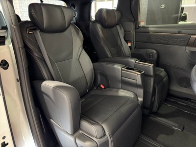 صورة 52 لـ 2025 Toyota VELLFIRE