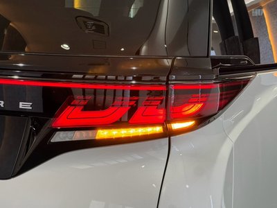 صورة 37 لـ 2025 Toyota VELLFIRE